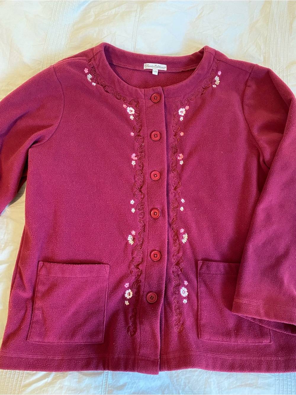 Embroidered Button-Front sweater - Berry - Picture 2 of 3